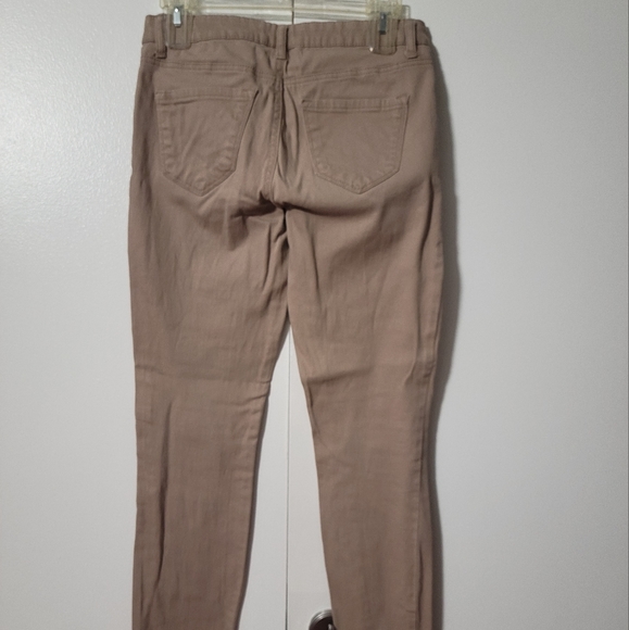 Jeans - Picture 2 of 3